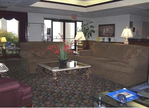 Baymont By Wyndham Madisonville Exterior photo