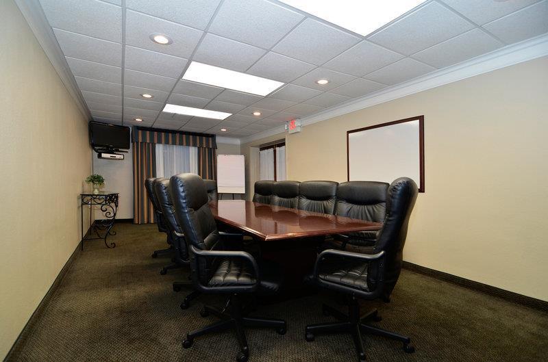 Baymont By Wyndham Madisonville Facilities photo